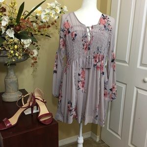NWT Coco +‎ Jaimeson Floral Smocked Bodice Tie Neckline Dress S Boho Romantic